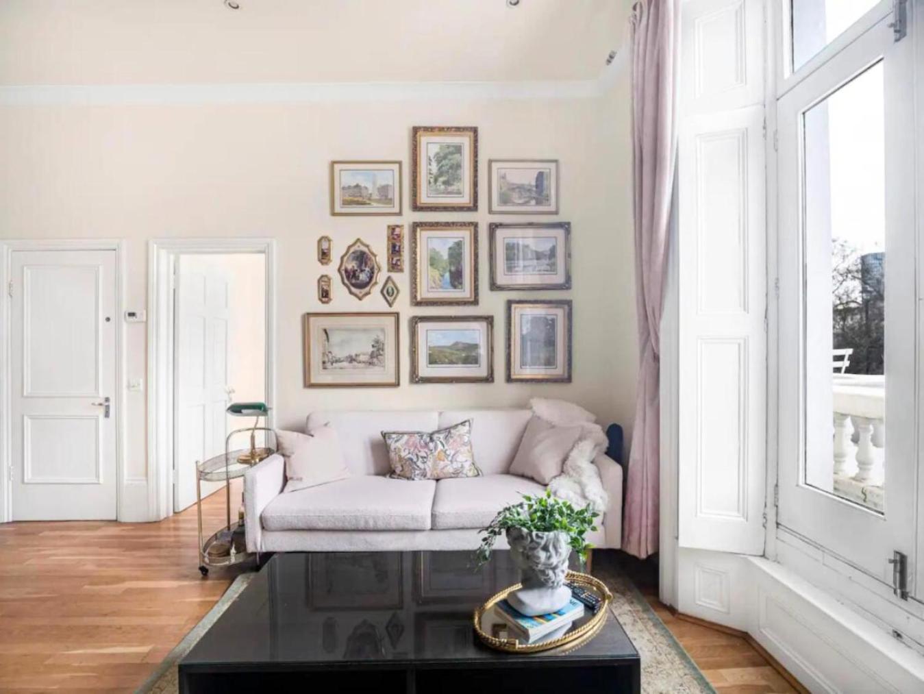 Chic & Cosy Flat With Terrace, 5-min Walk To Pimlico Tube, Pet-friendly *